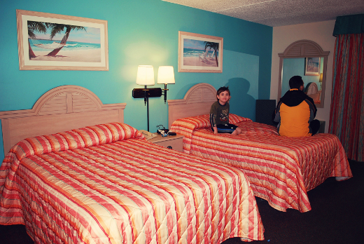 castaway bay room sm