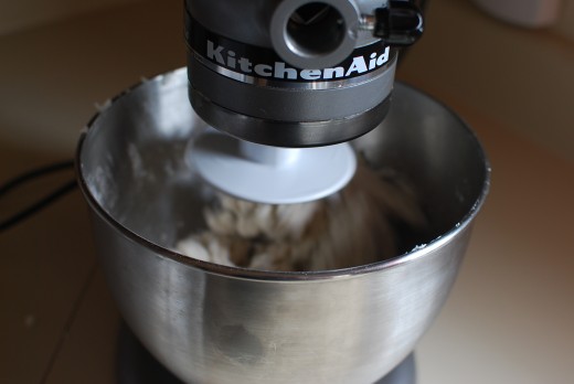Making Soft Pretzels With Stand Mixer