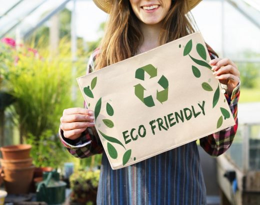 5 Lifestyle Changes to Help You Become More Environmentally Conscious